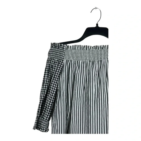 1477. GAP OFF SHOULDER TOP SMOCKING STRIPES PATTERN GRAY/BLACK/WHITE INโ COLOR - Picture 2 of 10
